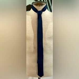 Express Navy Blue Tie NWT Silk